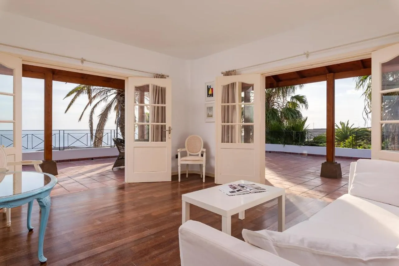 Spacious, Well Appointed, In A Wonderful Raised Location And Stunning Sea Views Costa Adeje  Spain