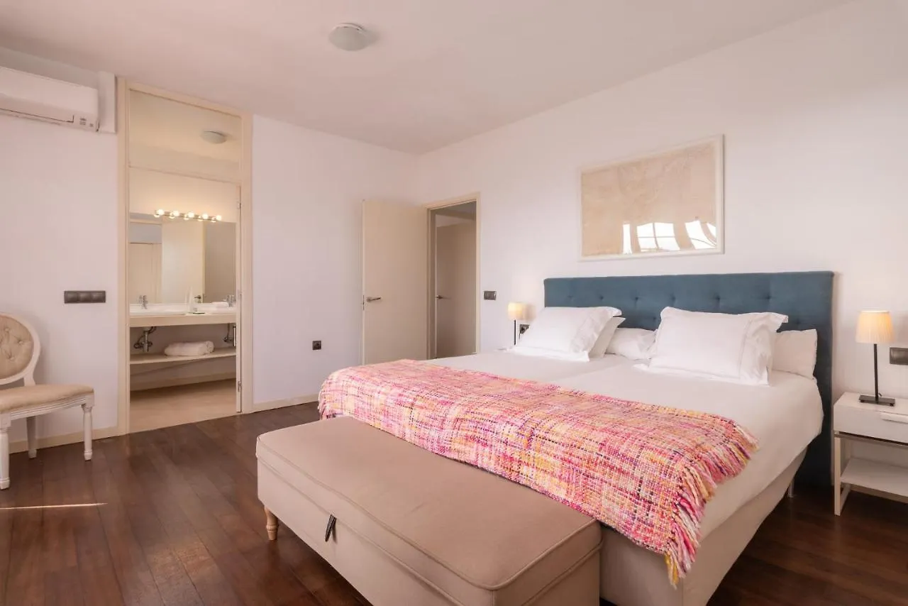 Spacious, Well Appointed, In A Wonderful Raised Location And Stunning Sea Views Costa Adeje  0*, Costa Adeje (Tenerife)