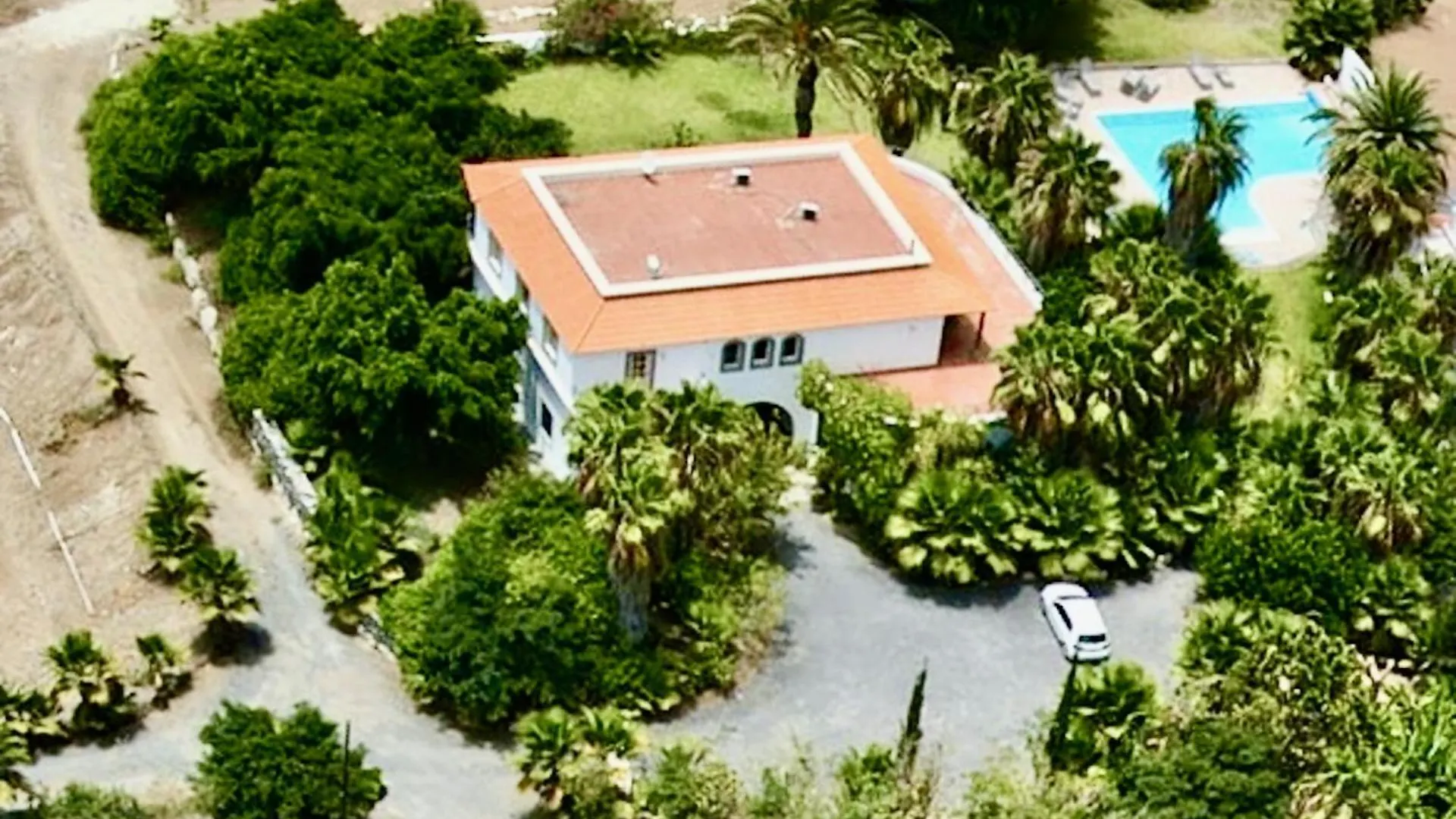 Spacious, Well Appointed, In A Wonderful Raised Location And Stunning Sea Views Costa Adeje