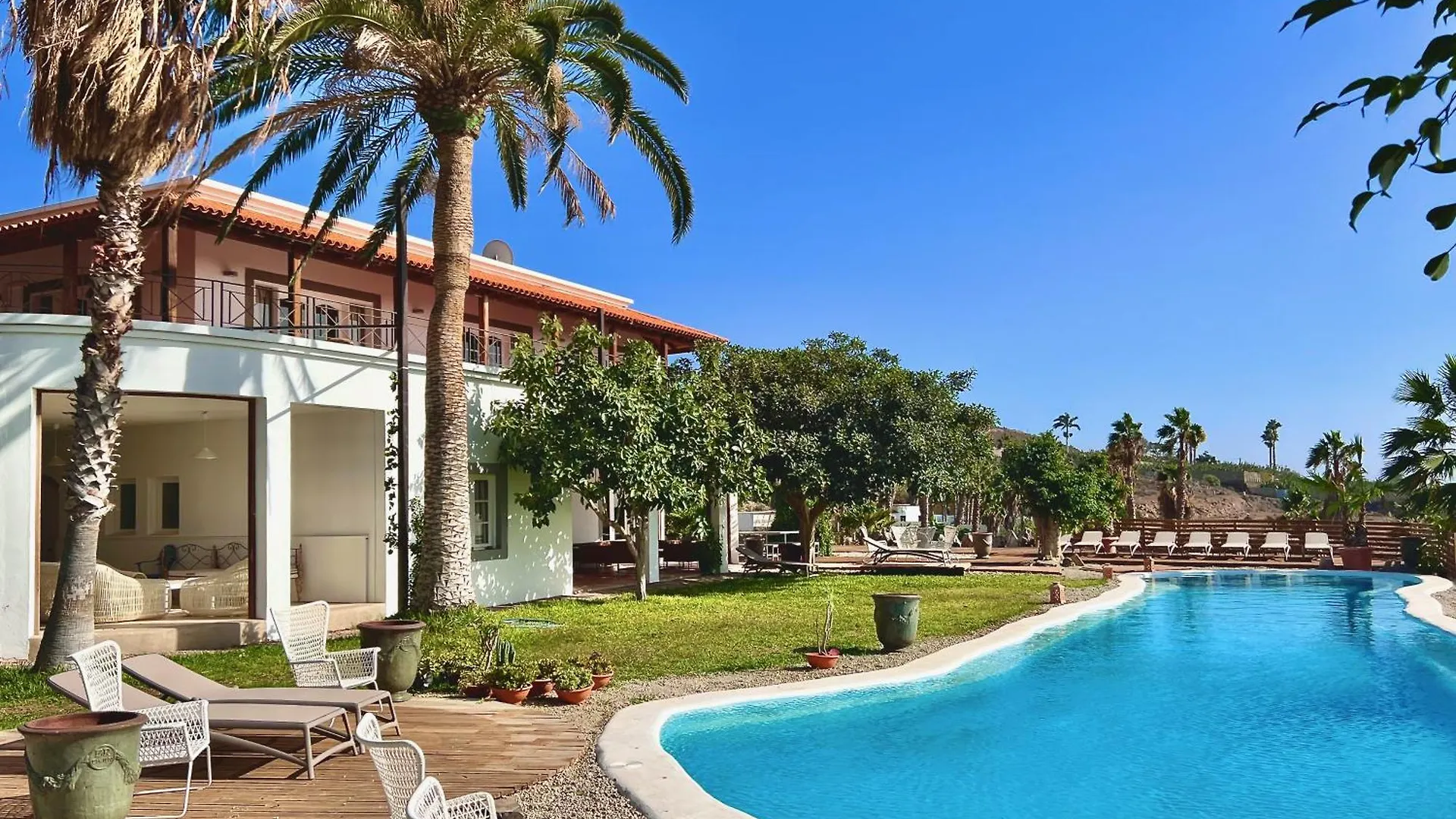 Spacious, Well Appointed, In A Wonderful Raised Location And Stunning Sea Views location
